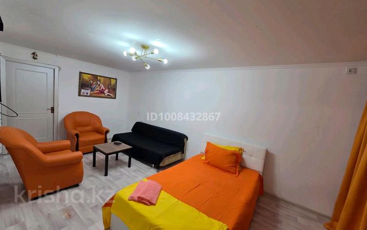 1-комнатная квартира · 32 м² · 1/5 этаж, Чайковский 3 — Муратбаева за 6 000 〒 в  — фото 6