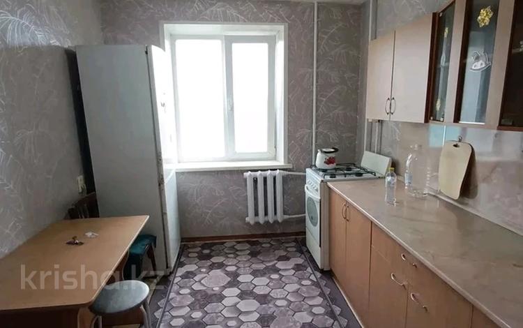 1-комнатная квартира · 36 м² · 2/9 этаж, мкр Юго-Восток, Мкр Юго-Восток Гапеева 9 за 130 000 ₸ в Караганде, Казыбек би р-н — фото 2