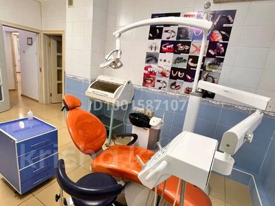 Аренда коммерческой недвижимости в Алматы: Медцентры и аптеки, кабинеты и рабочие места · 62 м² за 350 000 〒 Медцентры и аптеки, кабинеты и рабочие места · 62 м² за 350 000 〒 в Алматы, Ауэзовский р-н