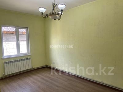 1-бөлмелі пәтер · 37 м² · 1/2 қабат, мкр Акжар, Аксай-саялы, бағасы: 100 000 ₸ в Алматы, Наурызбайский р-н