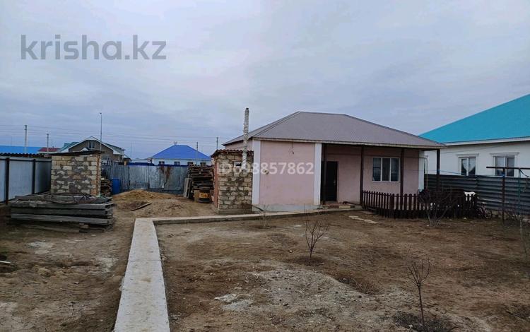 Отдельный дом · 2 комнаты · 60 м² · 8 сот., мкр Аксай-2, Дармен Оразов 10 за 20 млн ₸ в Атырау — фото 2