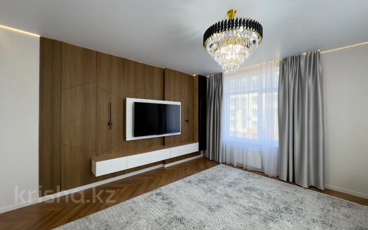 2-комнатная квартира · 68 м² · 14/17 этаж, Туран 52/2, 52/3 за 500 000 ₸ в Астане, Нура р-н — фото 2