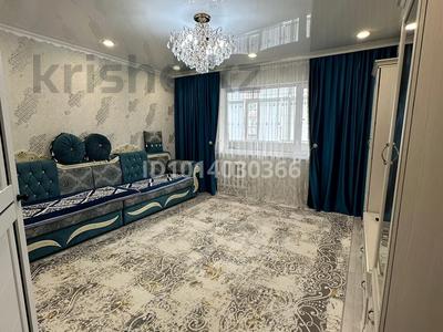 4-бөлмелі пәтер · 90 м² · 3/5 қабат, Ердена 223 — Сзади Улытау гостиницы, бағасы: 29 млн ₸ в Сатпаев
