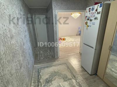 3-комнатная квартира · 65 м² · 2/5 этаж, 3 микрорайон 18 за 7.7 млн 〒 в Качаре