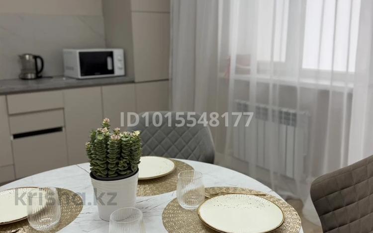 1-бөлмелі пәтер · 54 м² · 4/9 қабат, Алтын орда ш/а., Мангилик Ел 16 л, бағасы: 230 000 ₸ в Актобе, мкр. Алтын орда — фото 2