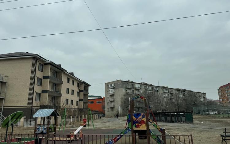 2-комнатная квартира · 48 м² · 2/5 этаж, Авангард 7 за 200 000 〒 в Атырау, мкр Авангард-4 — фото 11