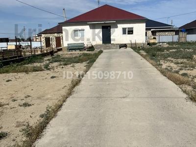 Үйдің бір бөлігі · 4 бөлме · 150 м² · 9 жүзд., мкр Аксай-2, Аксай 2.3 көше 16а 16а, бағасы: 20 млн ₸ в Атырау