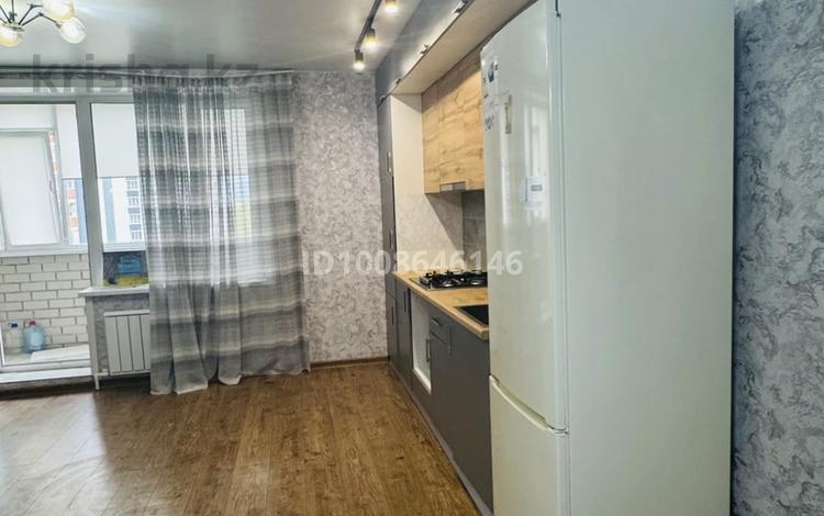 3-бөлмелі пәтер · 77 м² · 5/9 қабат, Зелёная 25/1, бағасы: 41.3 млн ₸ в Костанае — фото 14