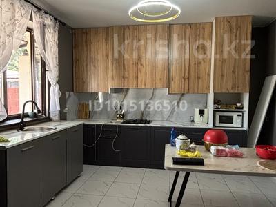 Жеке үй · 5 бөлме · 140 м² · 8 жүзд., Ұлжан-1 ш/а., Такежанова 7 — Кокпеты, бағасы: 100 млн ₸ в Алматы, Алатауский р-н
