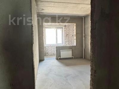 2-комнатная квартира · 85.7 м² · 8/9 этаж, 12 мкр за 34 млн 〒 в Актобе