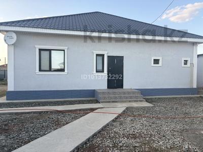 Часть дома · 4 комнаты · 200 м² · 10 сот., мкр Жулдыз, Оңай Мадияров 29 за 38 млн ₸ в Атырау