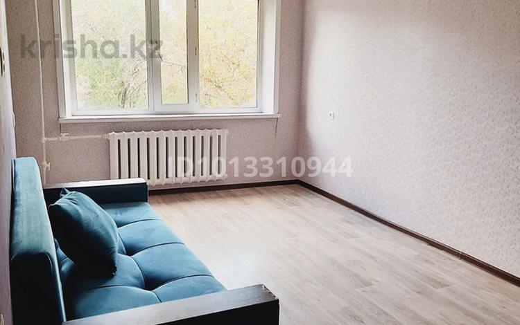 3-комнатная квартира · 61 м², мкр Юго-Восток, Язева 13 — Находится возле КарГУ, ТД " Проспект" за 200 000 ₸ в Караганде, Казыбек би р-н — фото 2