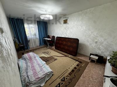 3-комнатная квартира · 62 м² · 3/5 этаж, Майкудук, 14й микрорайон за 12 млн ₸ в Караганде, Алихана Бокейханова р-н