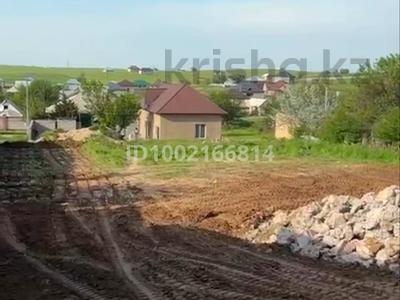 Жер телімдері в Шымкенте: Жер телімі · 8 сотық, Каратауский р-н, бағасы: 9 млн 〒 Жер телімі · 8 сотық, Каратауский р-н, бағасы: 9 млн 〒 в Шымкенте