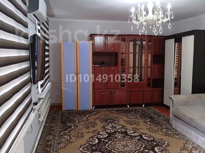 Жеке үй · 1 бөлме · 50 м² · 10 жүзд., 1 переулок Сулейменова 6 — Сулейменова и Желтоксан, бағасы: 100 000 ₸ в Таразе