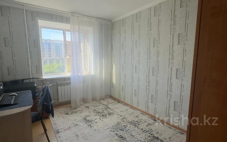2-комнатная квартира · 53 м² · 5/10 этаж, мкр 8, Алии Молдагуловой за 17.5 млн ₸ в Актобе — фото 2