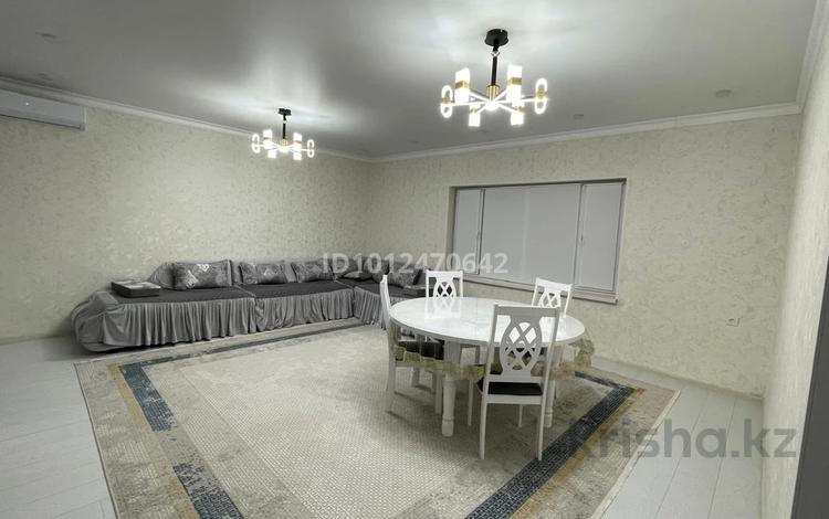 Часть дома · 5 комнат · 141.5 м² · 1000 сот., мкр 112 квартал 22 — Садик Бақытты балалық шақ за 55 млн ₸ в Шымкенте, Туран р-н — фото 2