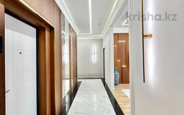 3-бөлмелі пәтер · 115 м² · 13/14 қабат, Гагарина 277/7, бағасы: 129 млн ₸ в Алматы, Бостандыкский р-н — фото 2