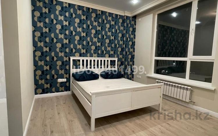 1-бөлмелі пәтер, 45 м², 4/10 қабат ай сайын, Бокейхана 25г, бағасы: 200 000 〒 в Астане, Есильский р-н — фото 2