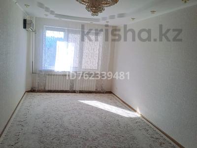 3-бөлмелі пәтер · 108 м² · 3/9 қабат, мкр Кунаева 67, бағасы: 200 000 〒 в Уральске