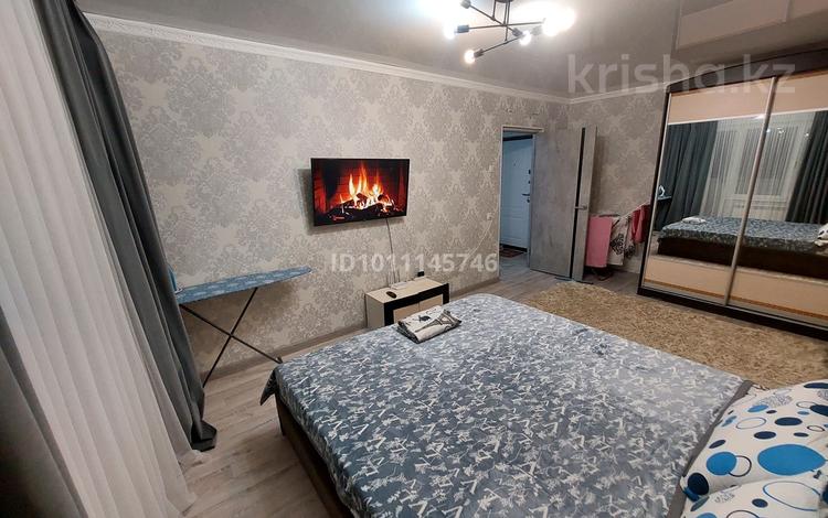 1-бөлмелі пәтер · 34 м², мкр 11 19 — На против Керуен сити, бағасы: 10 000 ₸ в Актобе — фото 2