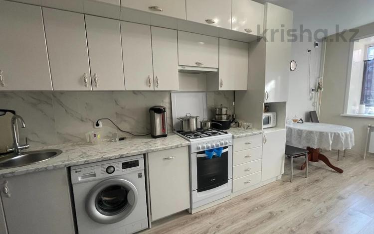 3-комнатная квартира · 79.8 м² · 1 этаж, Юбилейный 43 за 36.5 млн ₸ в Костанае — фото 2