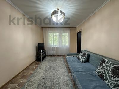 2-бөлмелі пәтер · 45 м² · 3/5 қабат, Аксай 3 — Момышулы, бағасы: 28.5 млн ₸ в Алматы, Ауэзовский р-н