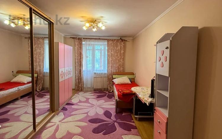 3-комнатная квартира · 62.8 м² · 2/5 этаж, Гоголя улица за 46.5 млн ₸ в Алматы, Алмалинский р-н — фото 2