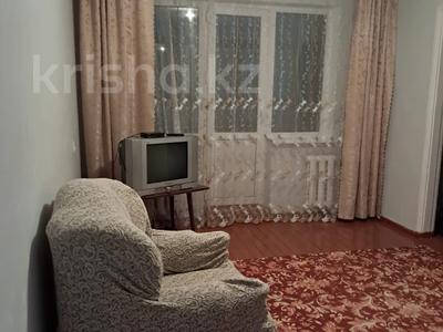 3-бөлмелі пәтер · 50 м² · 4/5 қабат, Абая 52, бағасы: 150 000 ₸ в Уральске