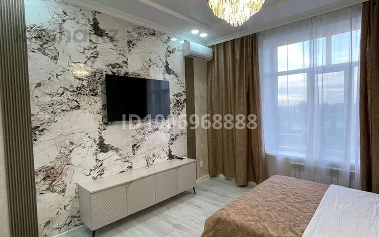 2-бөлмелі пәтер · 48 м² · 3/6 қабат, Кенжина 1/1 блок А, Б — Мечеть, строймарт,теннисный,центр бокса,метро,облсуд,облпрокуратура, бағасы: 15 000 ₸ в Караганде, Казыбек би р-н — фото 14
