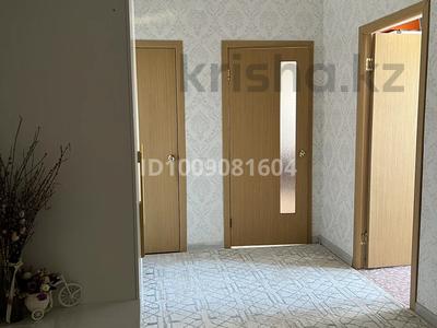 2-комнатная квартира · 65 м² · 4/10 этаж, Нур Актобе, 4 микрорайон 15 за 17.8 млн ₸