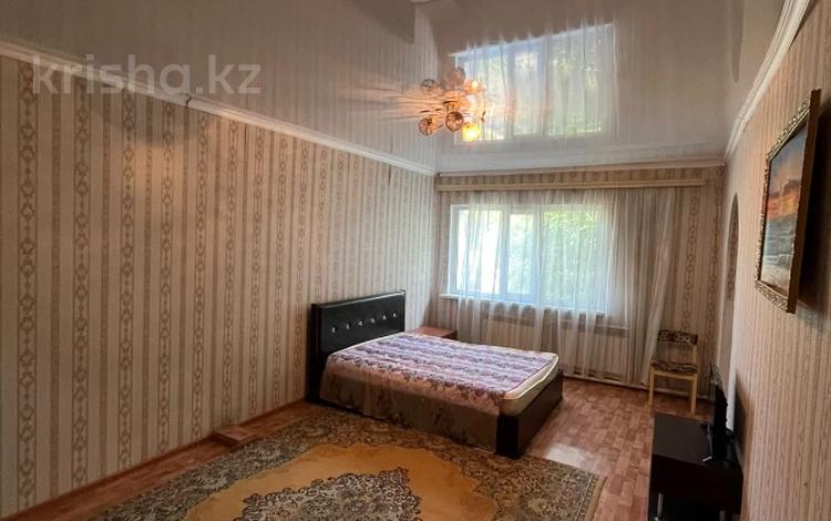 1-комнатная квартира · 38 м² · 3/3 этаж, Ворошилова 3 за 9.5 млн ₸ в Костанае — фото 2