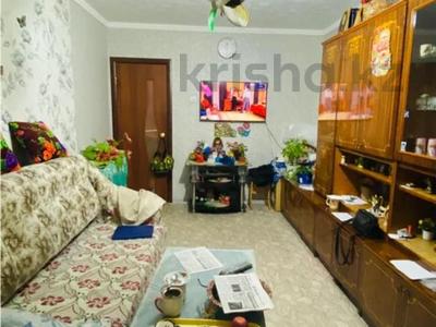 2-комнатная квартира · 46 м² · 5/5 этаж, Майкудук, 14й микрорайон 7 за 8.5 млн ₸ в Караганде, Алихана Бокейханова р-н