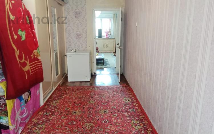 2-бөлмелі пәтер · 44.4 м² · 3/5 қабат, Майкудук, 16й микрорайон, бағасы: 12 млн 〒 в Караганде, Алихана Бокейханова р-н — фото 2