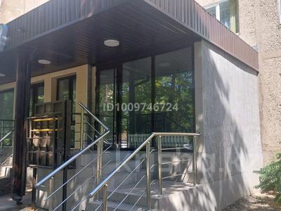 Еркін, кеңселер, дүкендер мен бутиктер, сұлулық салондары, медорталықтар мен дәріханалар, білім орталықтары, кабинеттер және жұмыс орындары, студиялар · 70 м², бағасы: 350 000 ₸ в Шымкенте, Аль-Фарабийский р-н
