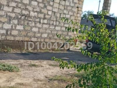 Дача · 3 комнаты · 1000 м² · 12 сот., мкр Коктем, Садовод 1 №80а — Жайық қасында тиіп тұр за 8.7 млн 〒 в Атырау