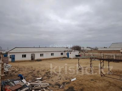 Үйдің бір бөлігі · 4 бөлме · 100 м² · 10 жүзд., Даулет квартал 19 29 — Школы, бағасы: 15 млн ₸