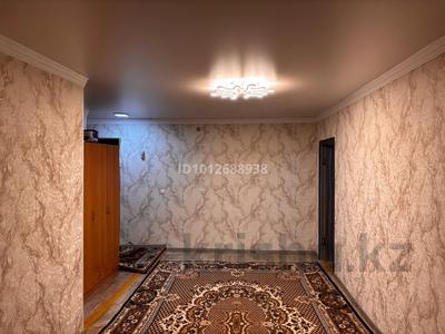 2-бөлмелі пәтер · 45 м² · 5/5 қабат, Момышулы 56 18 — Ризықтың үстіндегі дом, бағасы: 6.5 млн ₸ в Кентау
