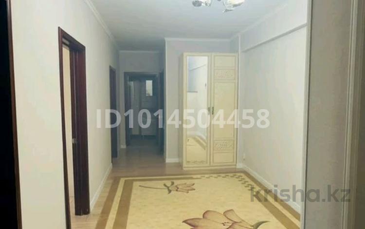 2-комнатная квартира · 75 м² · 10/10 этаж, 27-й мкр 85 — Супер маркет Анвар за 180 000 ₸ в Актау — фото 2