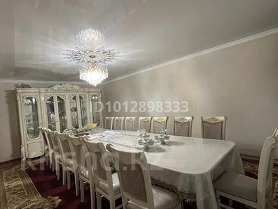 Жеке үй · 8 бөлме · 200 м² · , мкр Агропром , Мкр Хамза усенова 5, бағасы: 50 млн ₸ в Шымкенте, Туран р-н