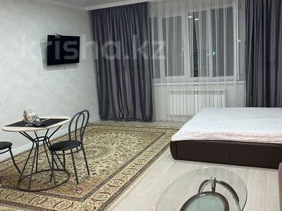 1-комнатная квартира · 33 м², Тауелсиздик 18а — Анвар, Апорт , Анагатагзым, клиника Дару , ОССМП за 12 000 ₸ в Актобе