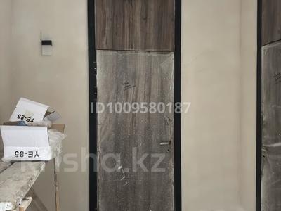 3-комнатная квартира · 164.5 м² · 3/3 этаж, Достық 18 за 25 млн 〒 в Актау, мкр Приморский