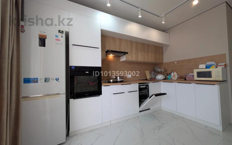 3-бөлмелі пәтер · 93.4 м² · 11/13 қабат, Ракымжан Кошкарбаев 48 — ул. М. Жумабаева, бағасы: 57 млн ₸ в Астане, Сарайшык р-н — фото 12