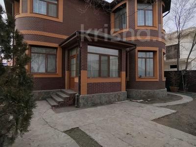 Отдельный дом • 4 комнаты • 157 м² • 6 сот., Досмухамедова 54 за 55.5 млн 〒 в Атырау