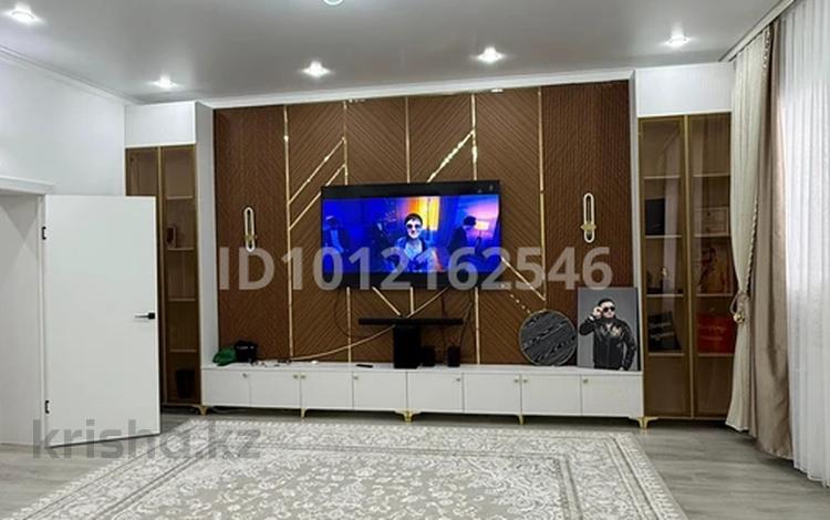 2-комнатная квартира · 70 м² · 1 этаж, авигородок 28 а за 21 млн 〒 в Актобе, мкр Авиагородок — фото 2