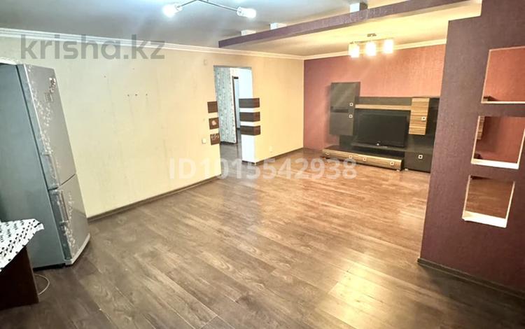 4-комнатная квартира · 87.5 м² · 3/5 этаж, Иртышская 9 за 29.9 млн ₸ в Семее — фото 2