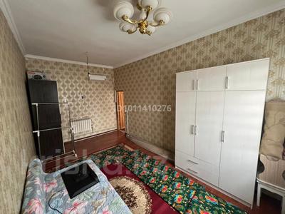 Отдельный дом · 2 комнаты · 50 м², Сырым Датова 95 за 140 000 〒 в Атырау, мкр Ак депо