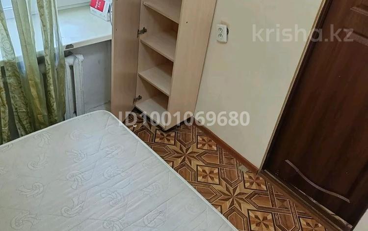 3-бөлмелі пәтер · 55 м² · 2/4 қабат, Пассажирская 8, бағасы: 150 000 ₸ в Караганде, Казыбек би р-н — фото 3