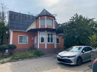 Отдельный дом · 5 комнат · 150 м² · 10 сот., мкр Таусамалы — Ориентир Жандосова Яссауи за 850 000 〒 в Алматы, Наурызбайский р-н