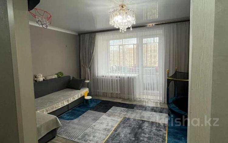 3-комнатная квартира · 66 м² · 8/9 этаж, мкр Юго-Восток, Гапеева 1 — остановка Церковь, школа № 81, Ассоль за ~ 23 млн ₸ в Караганде, Казыбек би р-н — фото 6